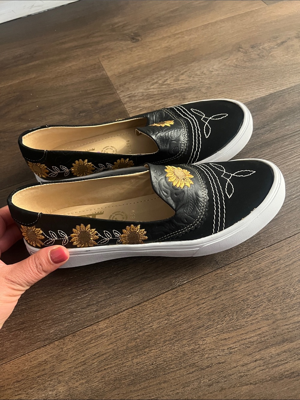 Slip-On Women’s Sneakers with Gold Floral Embroidery - Black